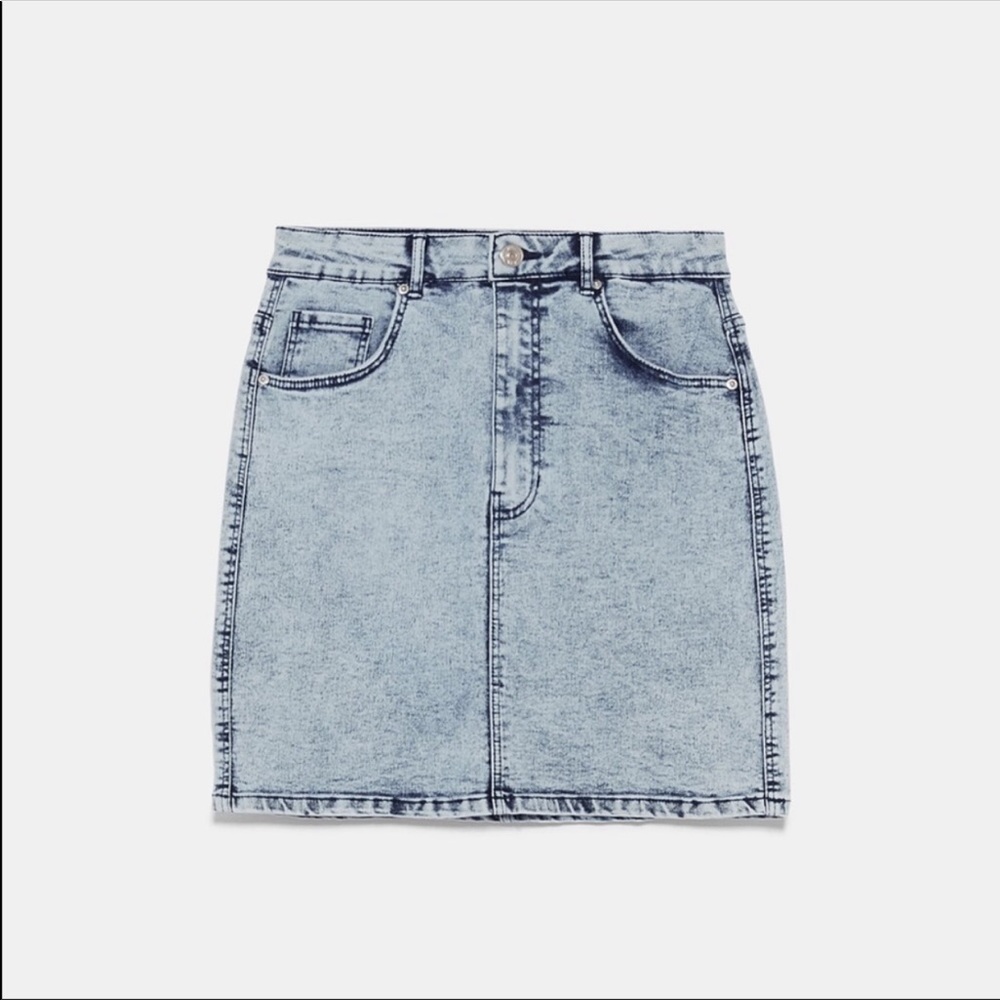 NWT’s Denim Washed Effect Mini Zara Skirt Medium M - Picture 6 of 7